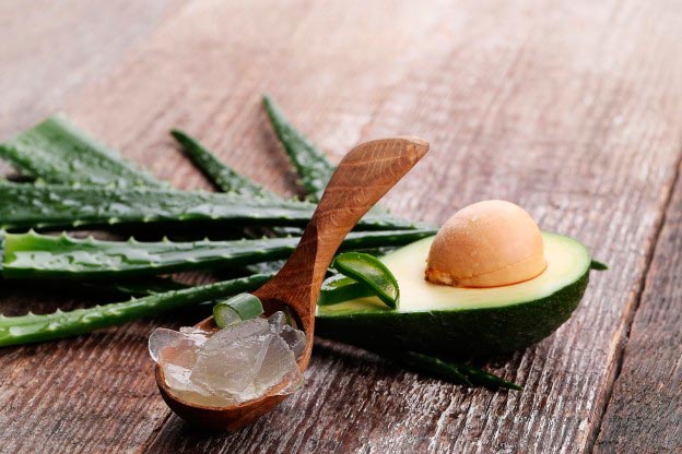 Adiós a las estrías con aguacate y aloe vera